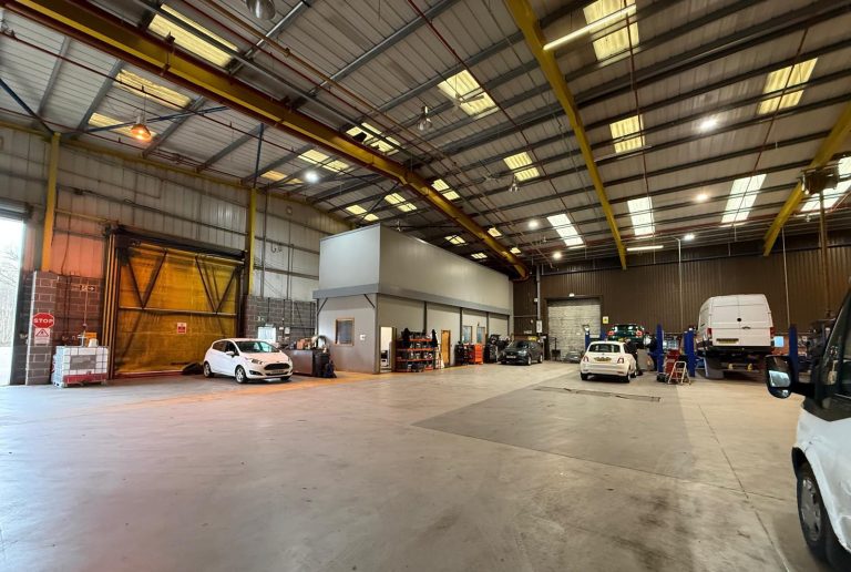Car Servicing, Repairs & MOT at [garagename] in [locationfocus]